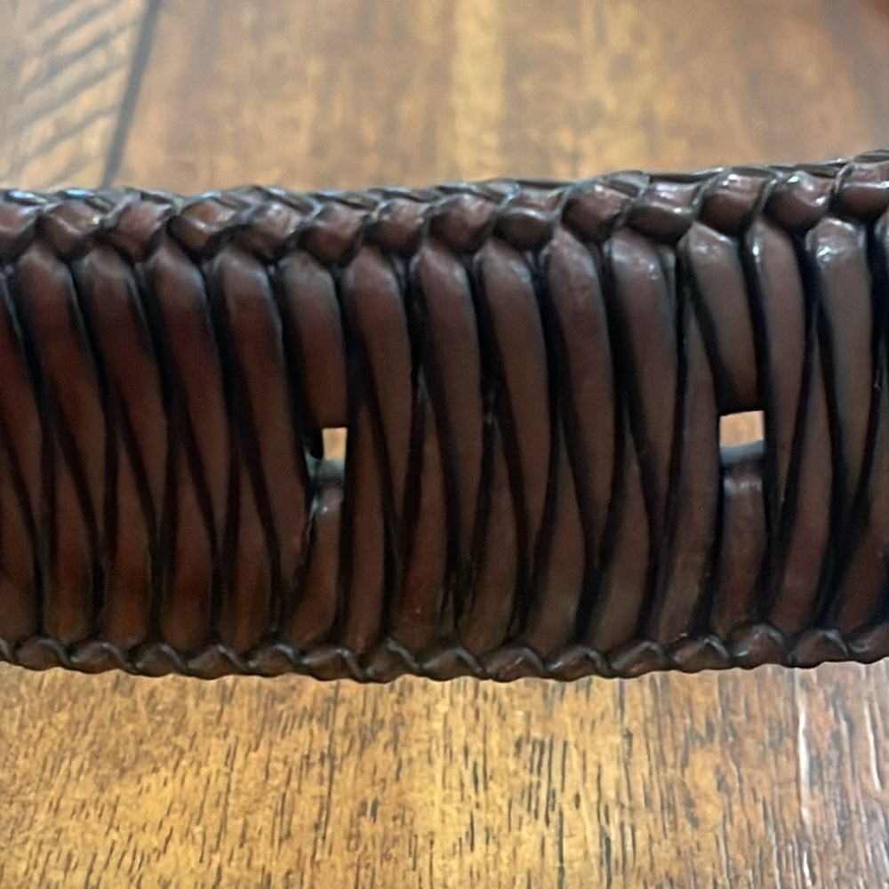Tommy Bahama Brown woven leather belt brass tone buckle size 36 - Picture 6 of 16